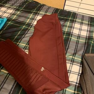 Alo Maroon Leggings small